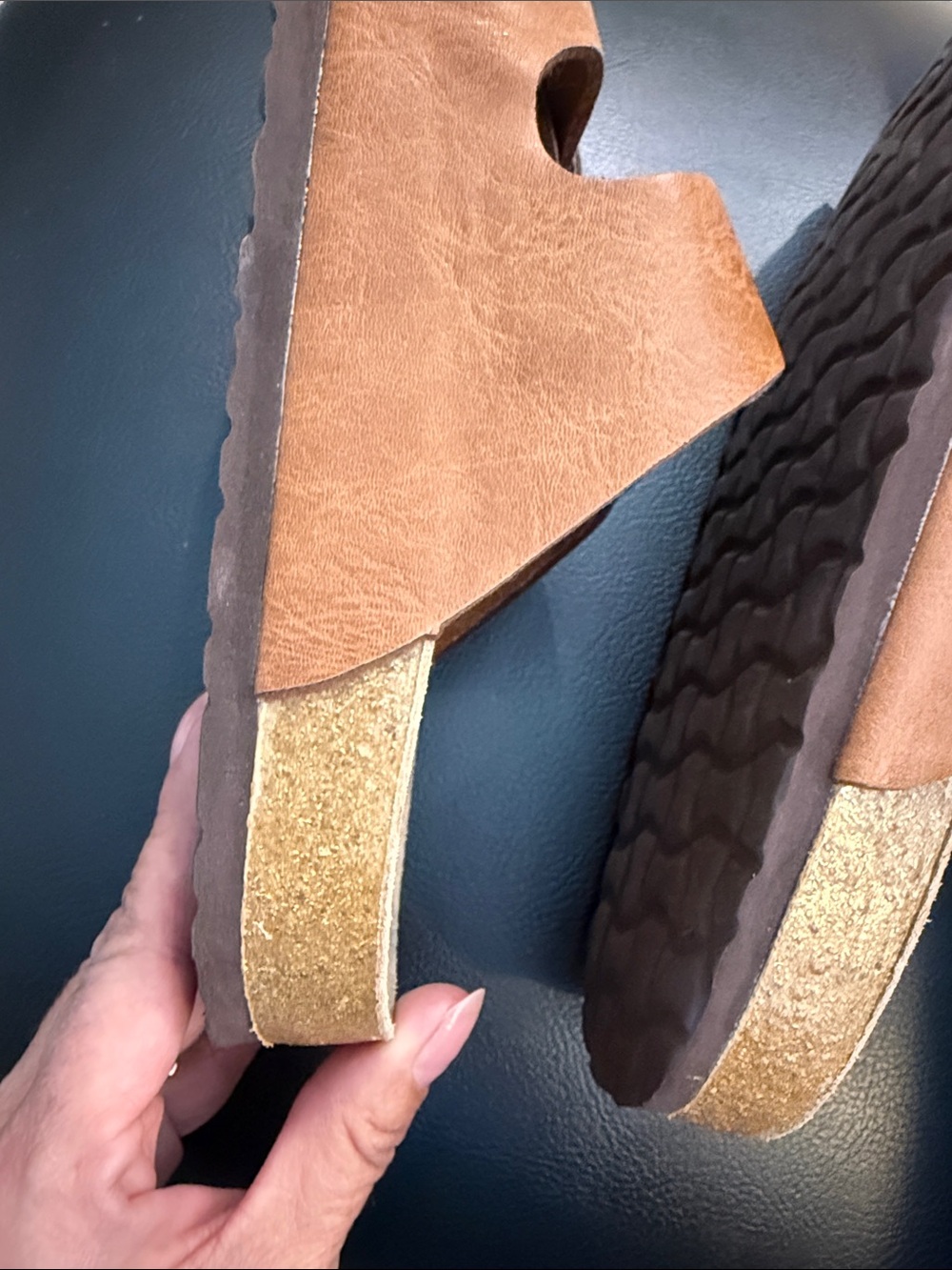Cushionaire leather Double-Buckle Slide Sandals - Picture 4 of 10